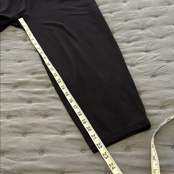 Lululemon Align Ribbed Waist Cropped Jogger Pants  Black Size 4 - Picture 9 of 9